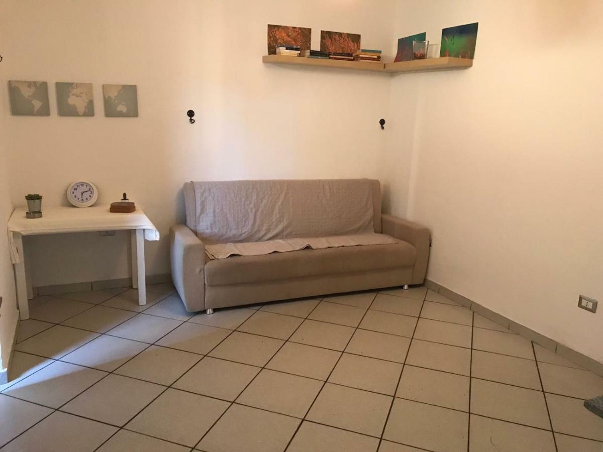 21House - Appartamento 1 Busto Arsizio Luaran gambar