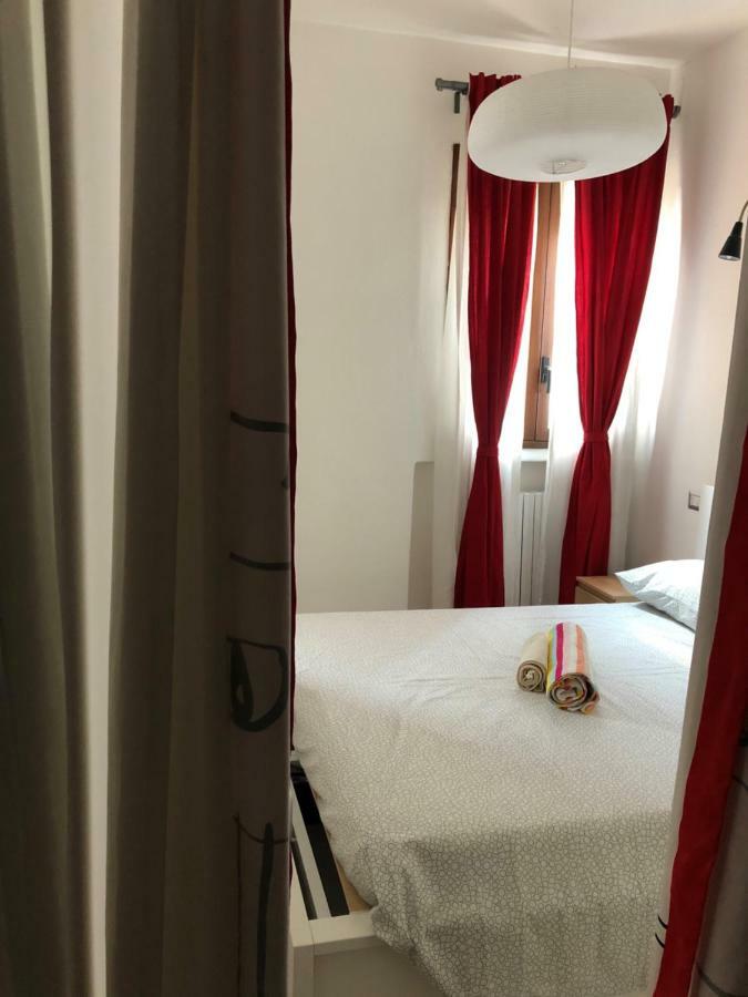 21House - Appartamento 1 Busto Arsizio Luaran gambar