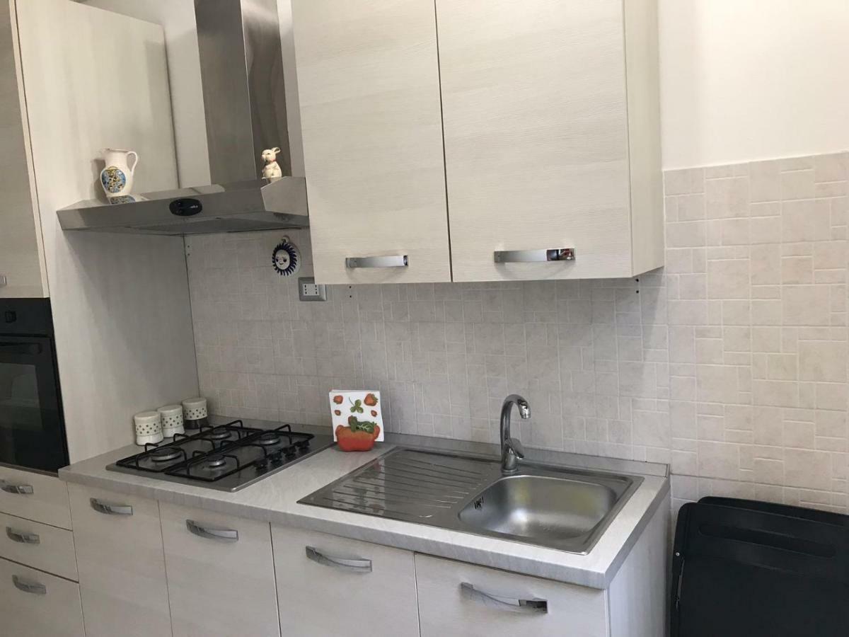 21House - Appartamento 1 Busto Arsizio Luaran gambar